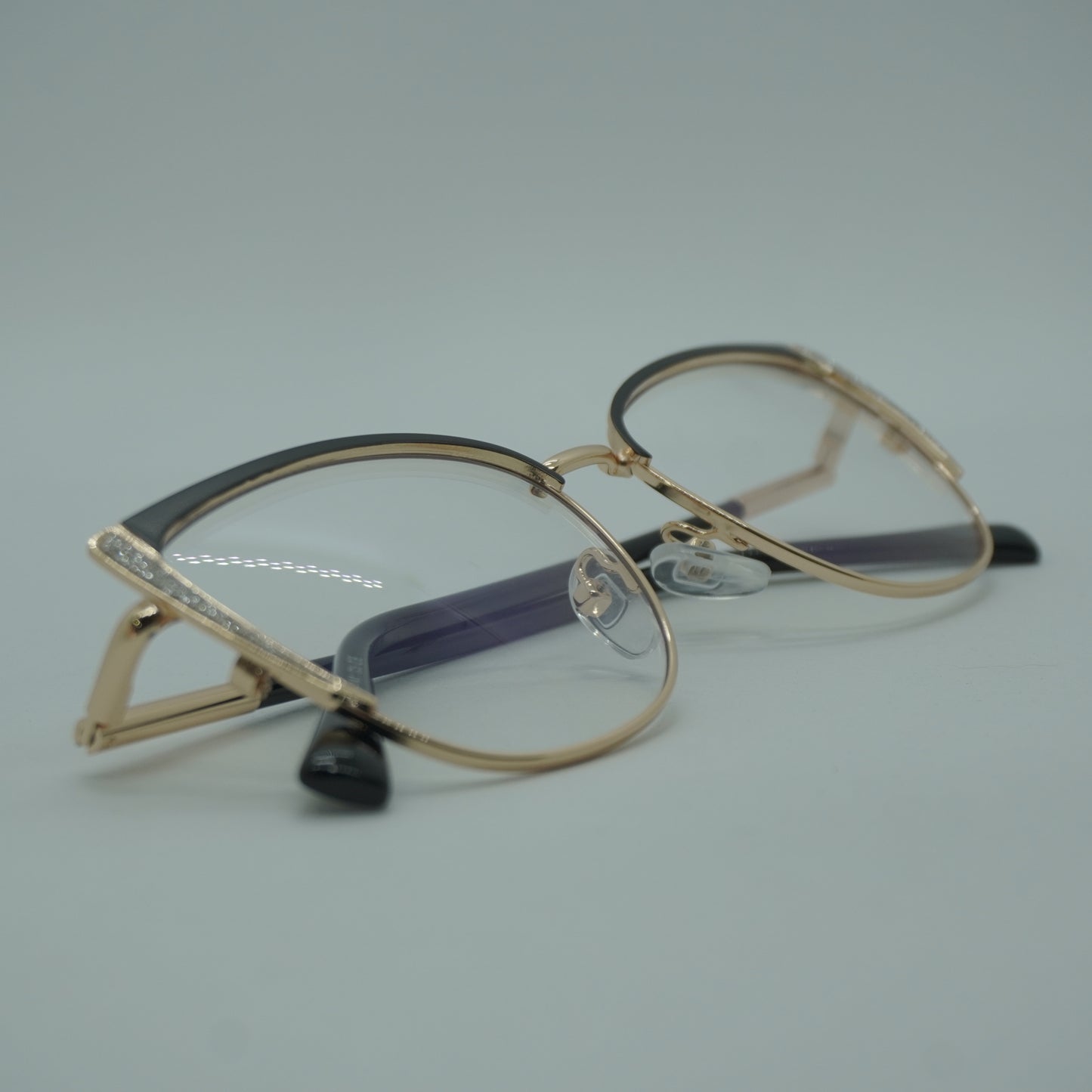 Montura Mujer - Gold+ lente formulado.