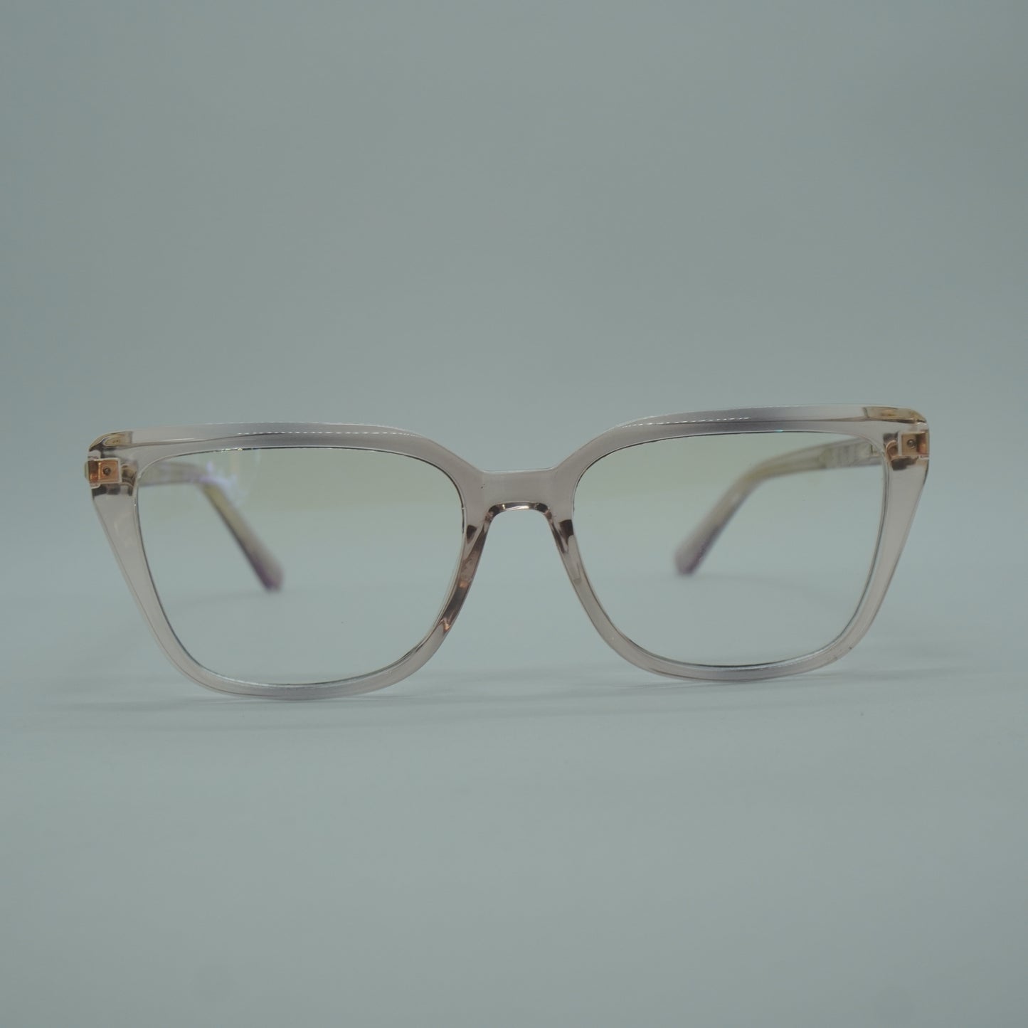 Montura Mujer - Rosada Traslucida+ lente formulado.
