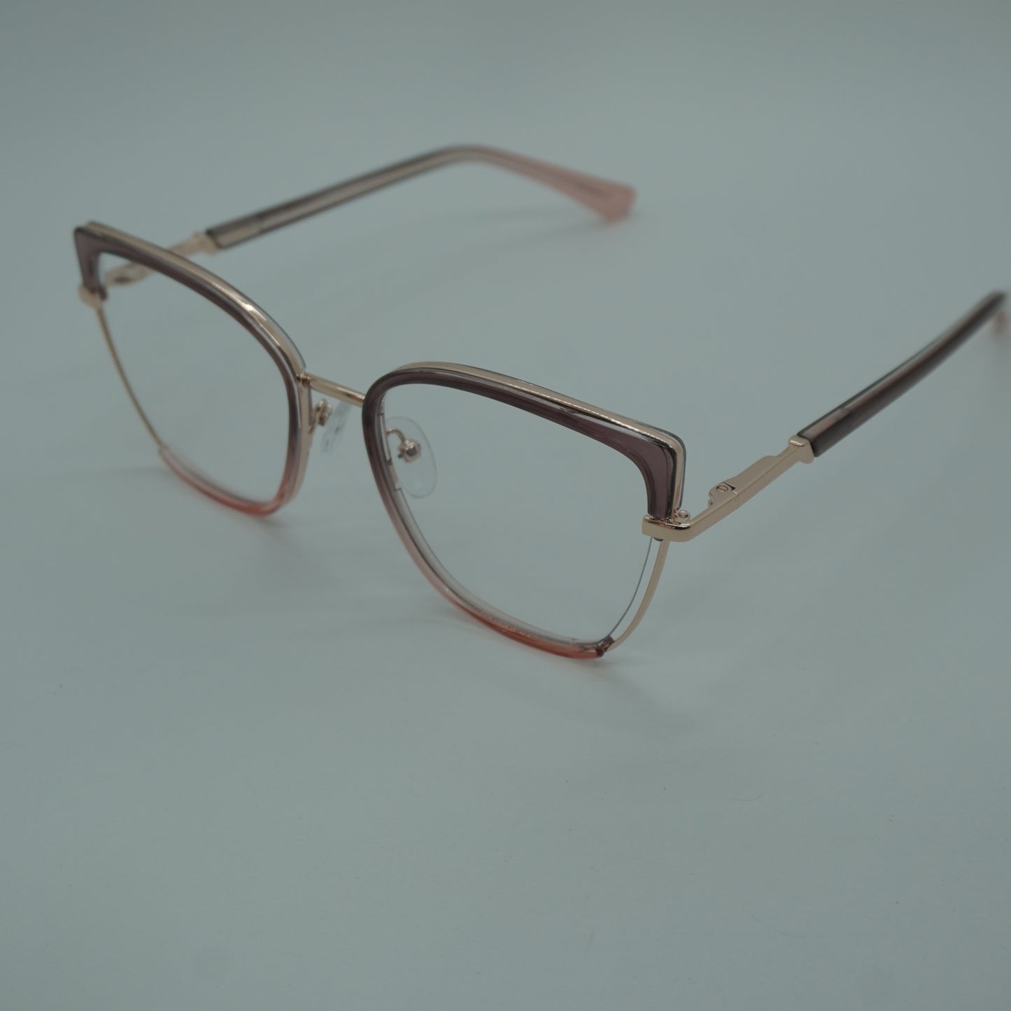 Montura Mujer - Traslucida Marron + lente formulado.