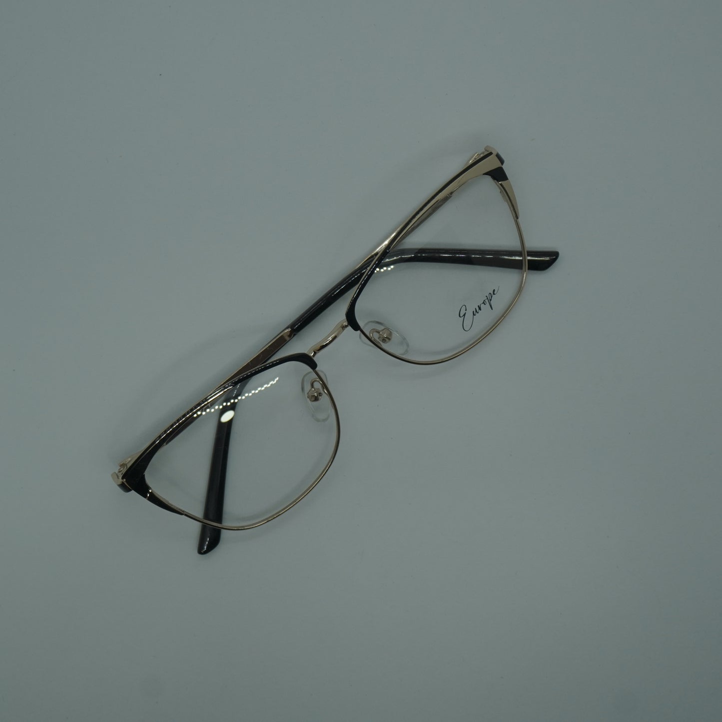 Montura Mujer - Metalica Negra + lentes formulados